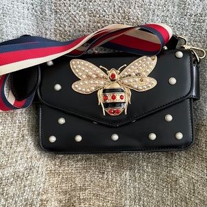 Little bee handbag